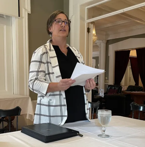Daughters of American Revolution chapter to clean county’s gravestones